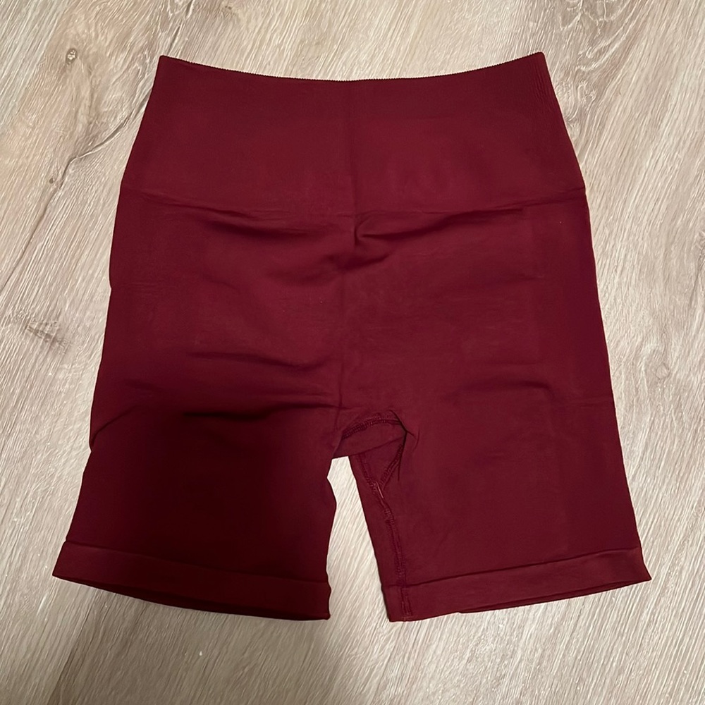 AUROLA Shorts